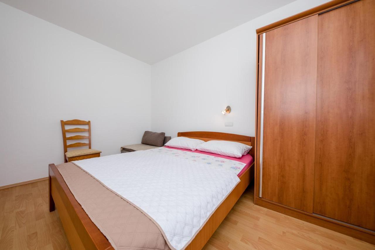 Zeljko Apartmani Лопар Екстериор снимка