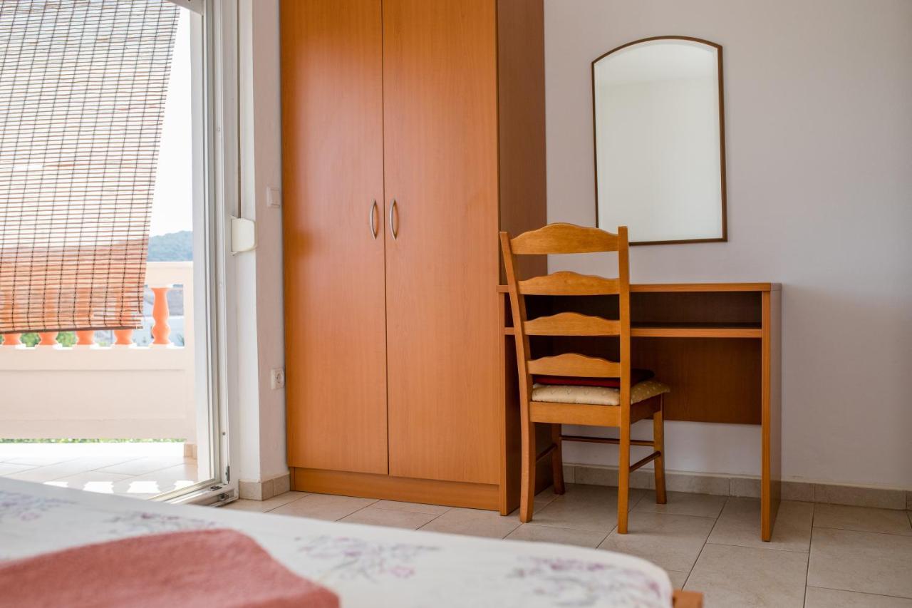 Zeljko Apartmani Лопар Екстериор снимка